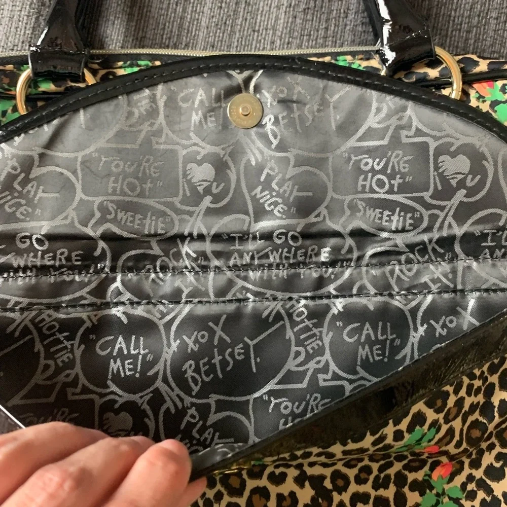 Betsey Johnson betsey johnson